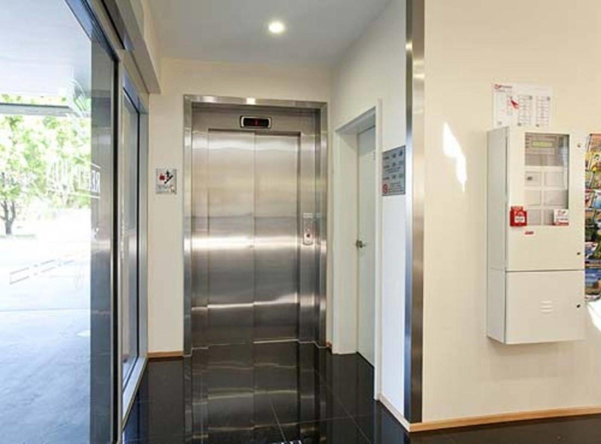 Airport Ascot Motel Brisbane Bagian luar foto